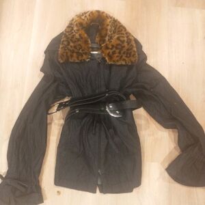 Vintage jean coat with leather belt and faux‎ fur collar Linda Lundstrom